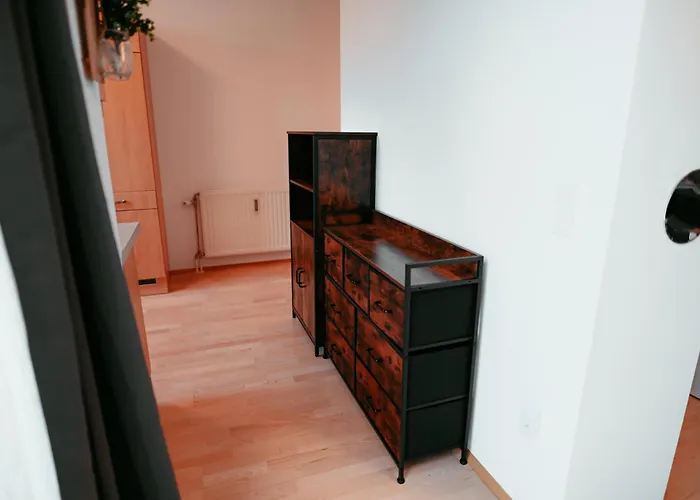 Schoenbrunn Gardens Apartment